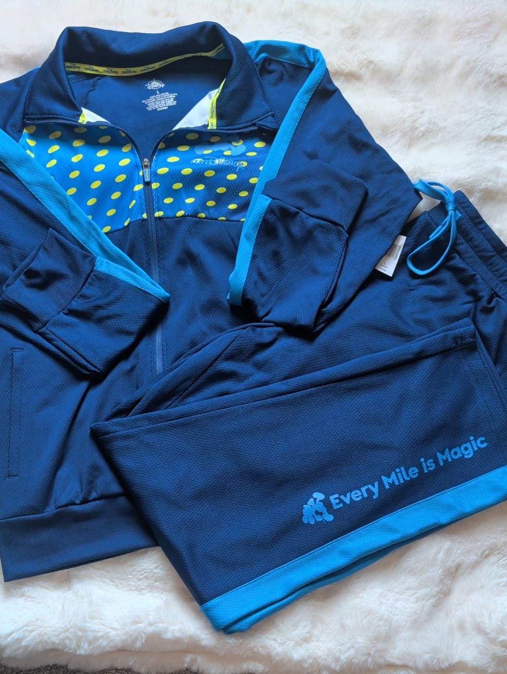 Run Disney Every Mile Is Magic Track Suit - Jacket And Pants Size Large
